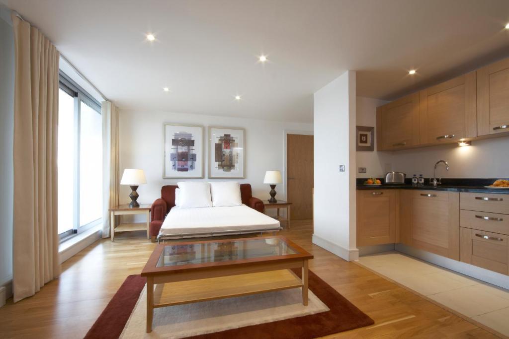 Marlin Apartments Stratford London Exterior photo